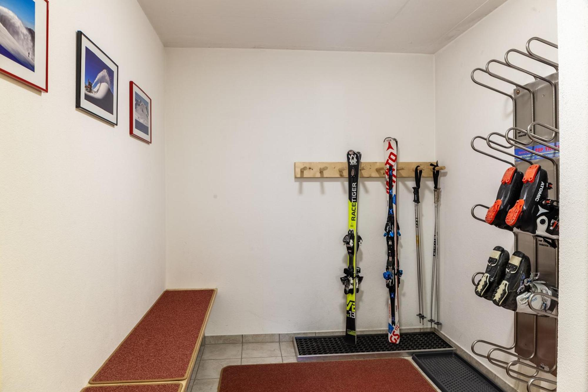 Haus Alpenheim Apartment 3 턱스 외부 사진